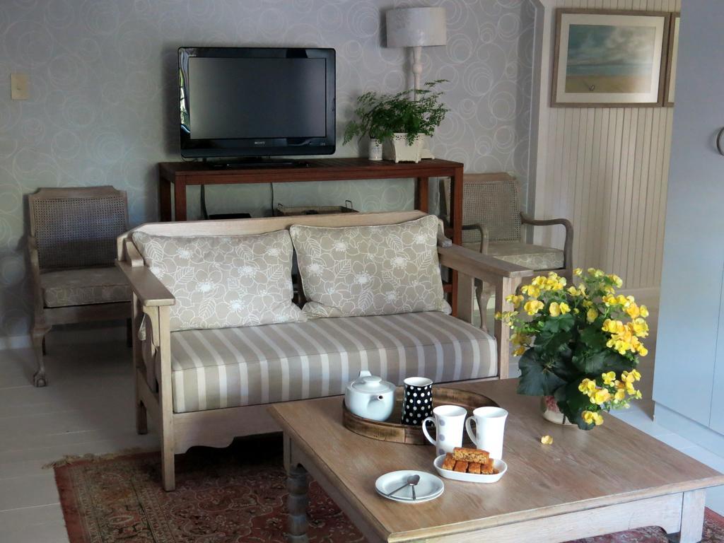 Featherbed Somerset West Room photo