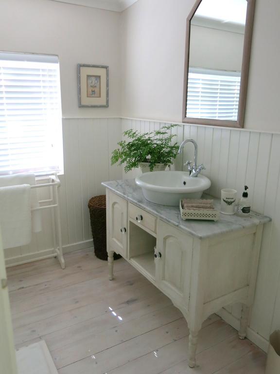 Featherbed Somerset West Room photo